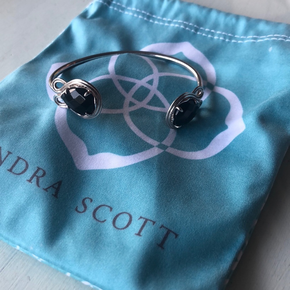 KENDRA SCOTT BRACELET